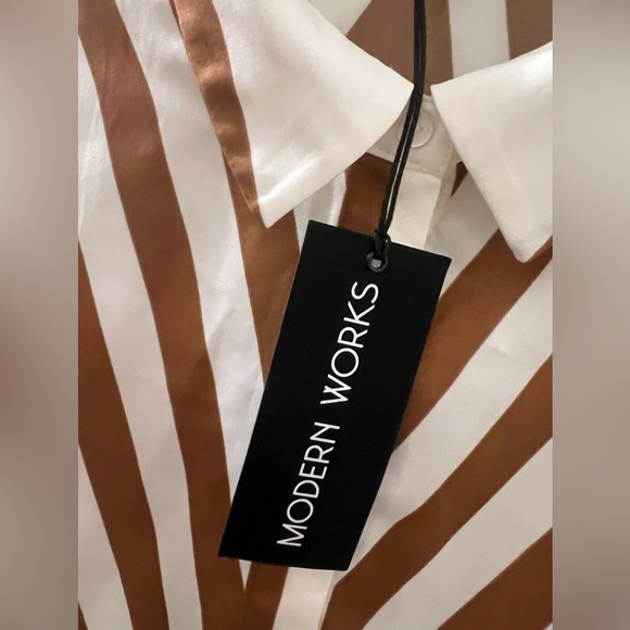 Modern Works Brown and White Print Contemporary Button Down - Picture 4 of 8